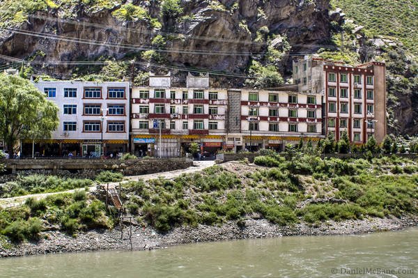 Riverfront Area Danba